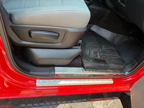 Used 2016 RAM 2500 Tradesman w/ Chrome Appearance Group AWD/4WD image 44