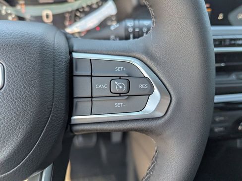 New 2026 Jeep Compass Latitude image 22