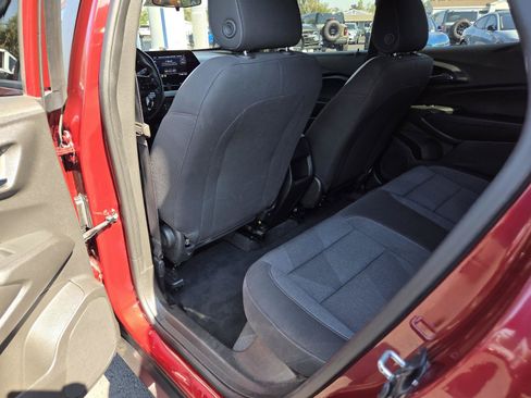 Used 2024 Chevrolet Trax RS w/ Driver Confidence Package FWD image 14