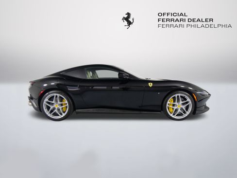 Certified 2022 Ferrari Roma RWD image 8