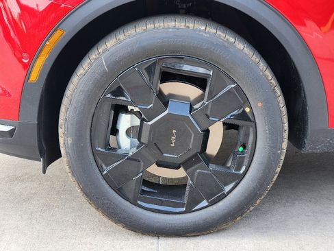 New 2026 Kia Sportage X-Line w/ X-Line Technology Package image 7