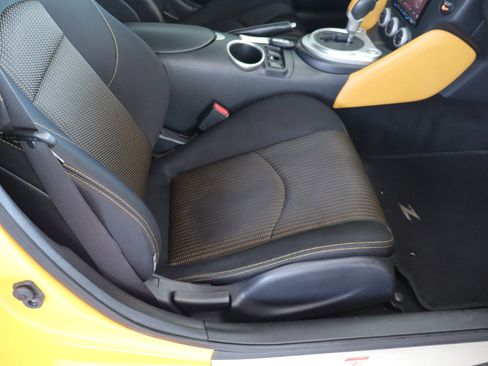 Used 2018 Nissan 370Z Coupe w/ Z34 Heritage Edition - Yellow image 41