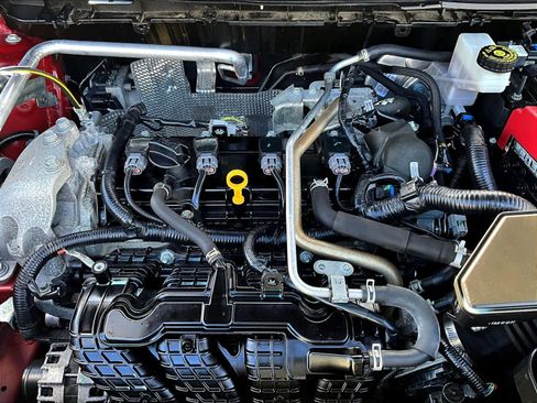 Used 2021 Nissan Rogue S image 32