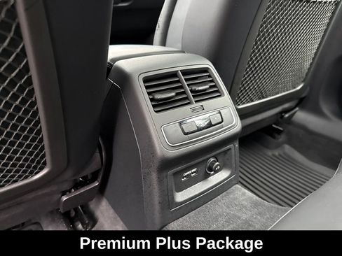 Used 2023 Audi S4 Premium Plus w/ Premium Plus Package image 11