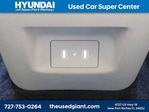 Used 2025 Hyundai Tucson Limited AWD/4WD image 16