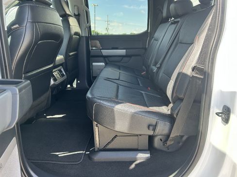 Used 2024 Ford F250 Lariat w/ FX4 Off-Road Package AWD/4WD image 18