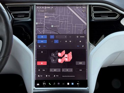 Used 2016 Tesla Model X 60D image 16