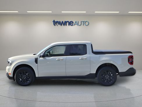Used 2024 Ford Maverick Lariat w/ Black Appearance Package AWD/4WD image 4