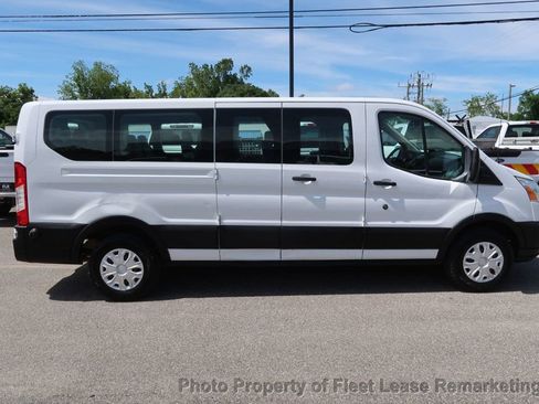 Used 2019 Ford Transit 350 XLT RWD image 6