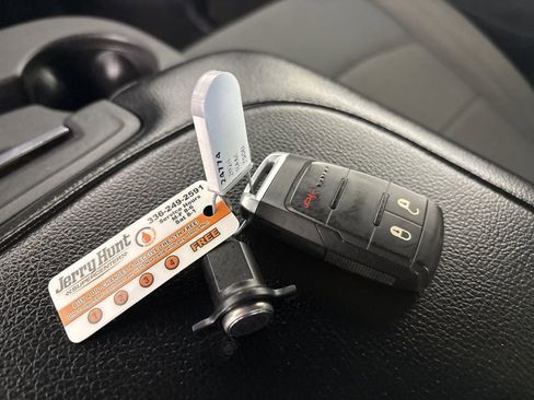 Used 2024 RAM 3500 Big Horn image 19