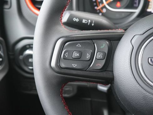 Used 2024 Jeep Wrangler Unlimited Rubicon w/ Technology Group AWD/4WD image 16
