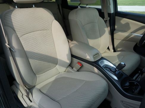 Used 2018 Dodge Journey SXT w/ Connectivity Group AWD/4WD image 23