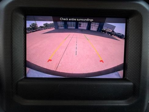 Used 2020 Jeep Wrangler Unlimited Sahara AWD/4WD image 38
