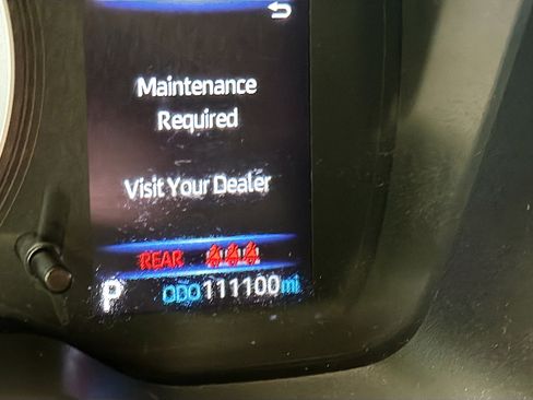 Used 2022 Toyota Corolla LE image 8