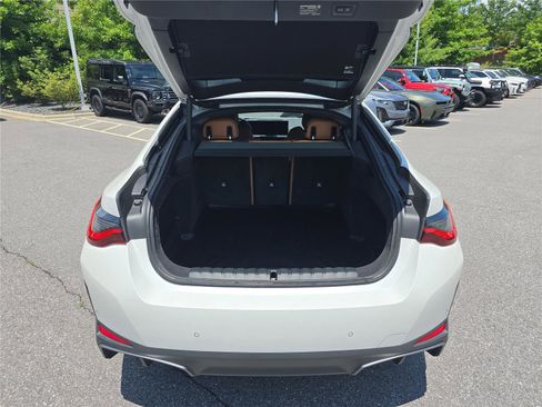 Certified 2025 BMW i4 eDrive40 w/ Premium Package RWD image 5