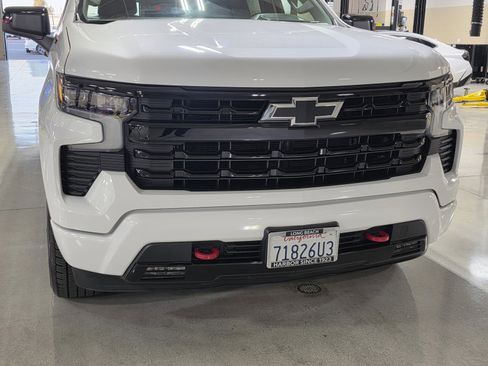 Used 2023 Chevrolet Silverado 1500 RST w/ Redline Edition image 9