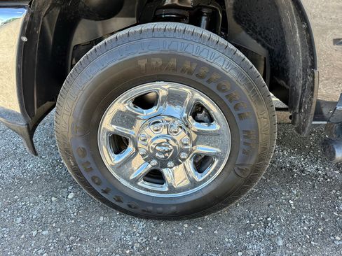 Used 2025 RAM 2500 Tradesman AWD/4WD image 9