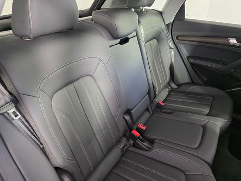 Used 2023 Audi Q5 2.0T Premium Plus w/ Premium Plus Package AWD/4WD image 28