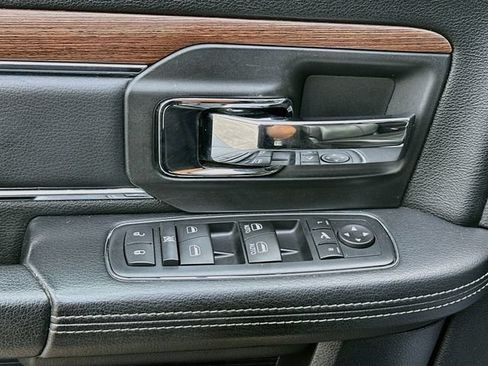 Used 2016 RAM 2500 Laramie AWD/4WD image 19