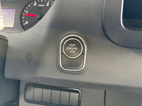 Used 2020 Mercedes-Benz Sprinter 3500 image 29