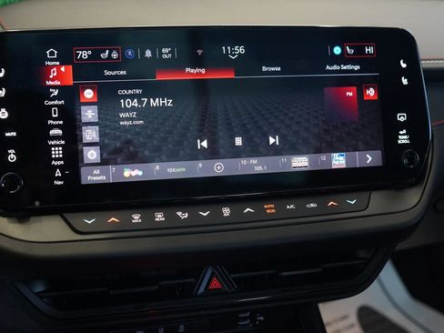 Used 2024 Dodge Charger Daytona R/T w/ Plus Group image 15