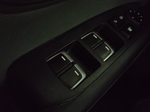 Used 2019 Kia Soul image 27