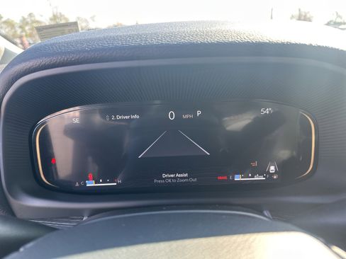 Used 2024 Jeep Wagoneer L Series III w/ Flexible Seating Group image 5