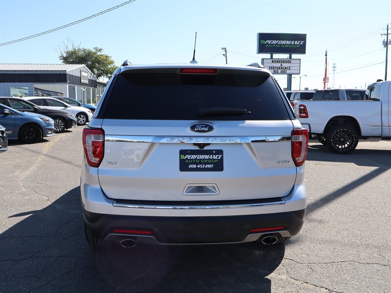 Used 2018 Ford Explorer XLT w/ Equipment Group 201A AWD/4WD image 6