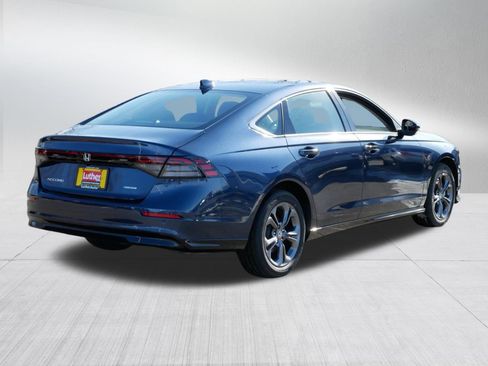 Used 2025 Honda Accord EX-L image 7