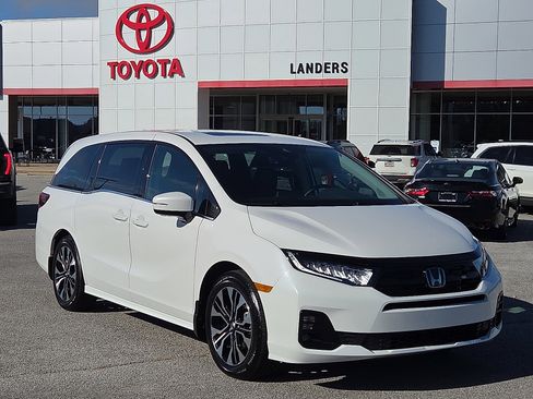 Used 2026 Honda Odyssey Elite image 1