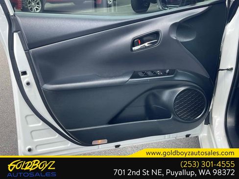 Used 2021 Toyota Prius FWD image 11