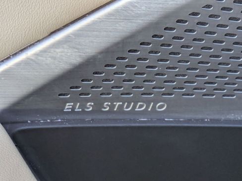 Certified 2023 Acura MDX SH-AWD w/ Technology Package image 23