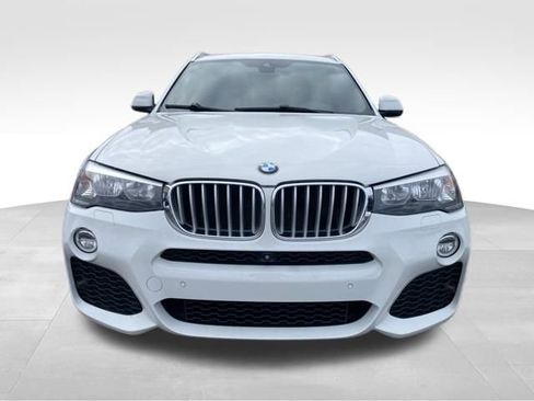 Used 2017 BMW X3 xDrive28i image 2
