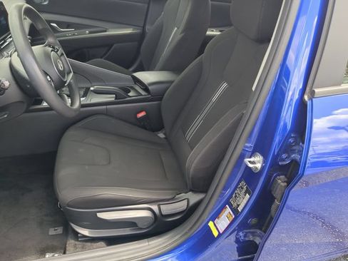 Used 2024 Hyundai Elantra SEL FWD image 21