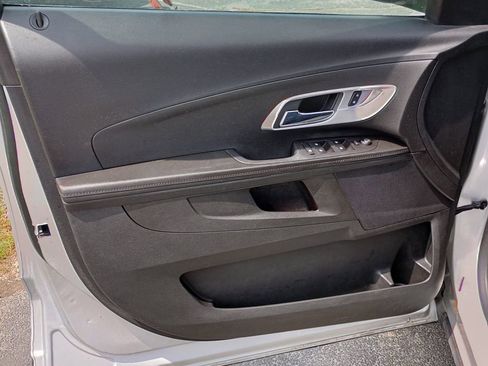 Used 2016 Chevrolet Equinox LS image 11