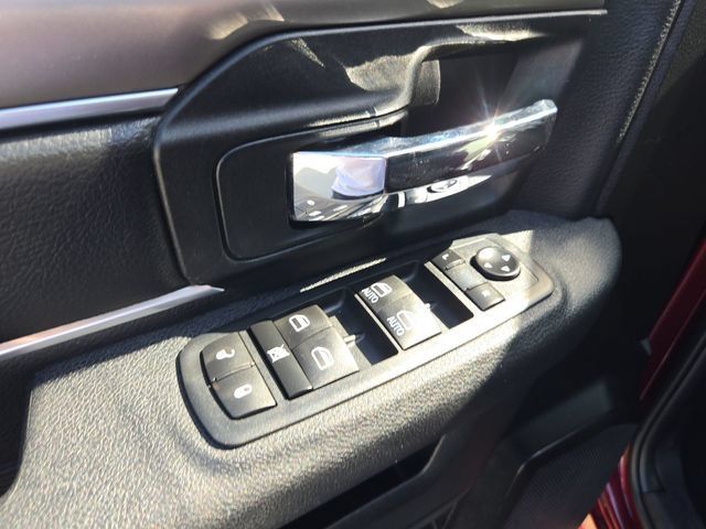 Used 2024 RAM 1500 Warlock RWD image 21