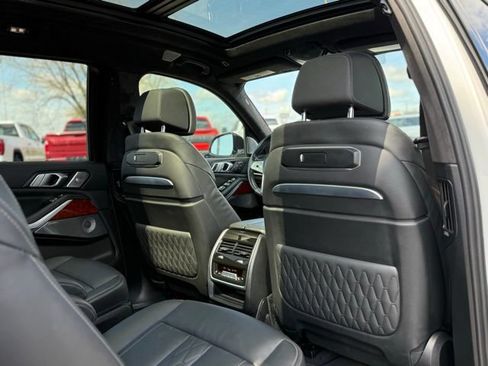 Used 2024 BMW ALPINA XB7 AWD/4WD image 6