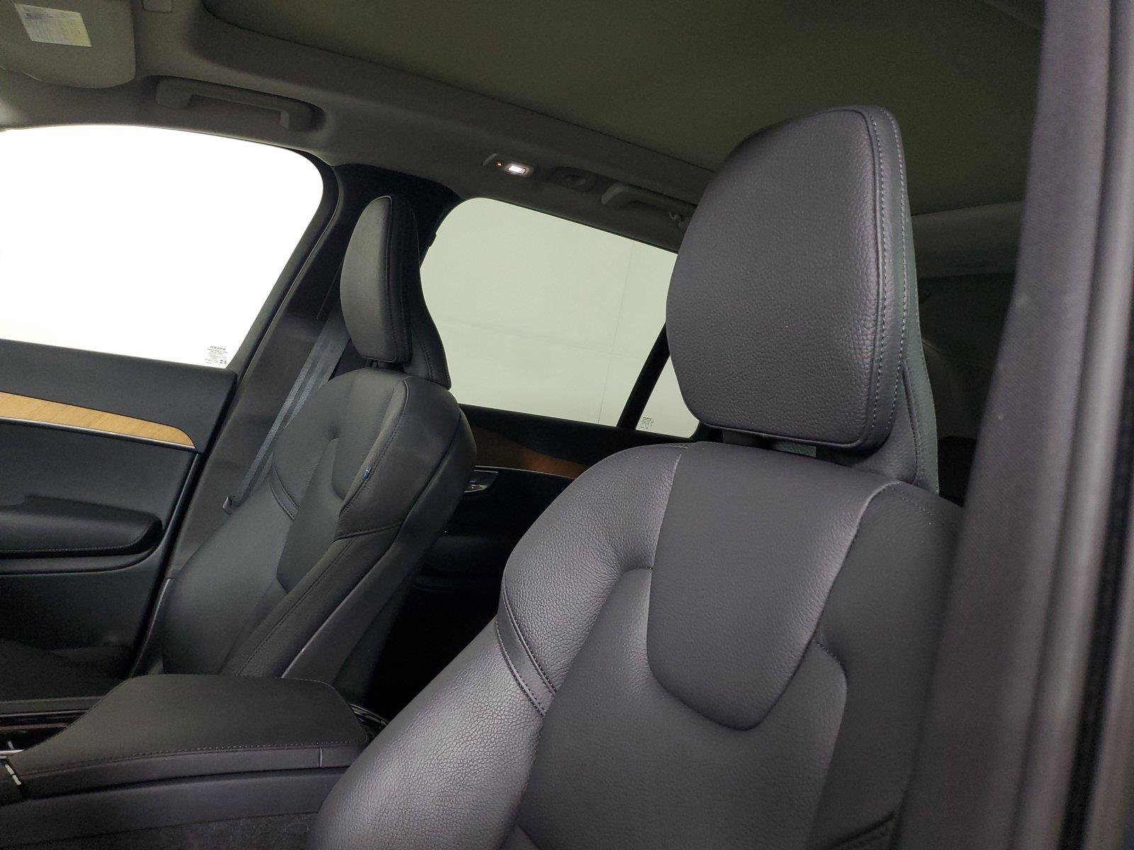 Certified 2023 Volvo XC90 B6 Plus w/ Protection Package Premier AWD/4WD image 24