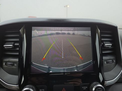 Used 2019 RAM 1500 Big Horn image 17