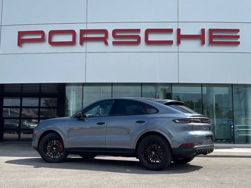 New 2026 Porsche Cayenne S AWD/4WD image 3