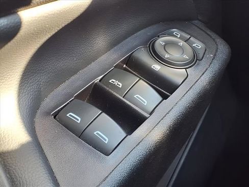 Used 2019 Chevrolet Equinox LT image 14