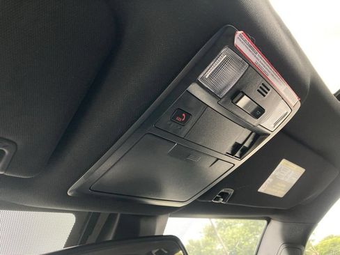 Used 2022 Toyota Tacoma Limited RWD image 33