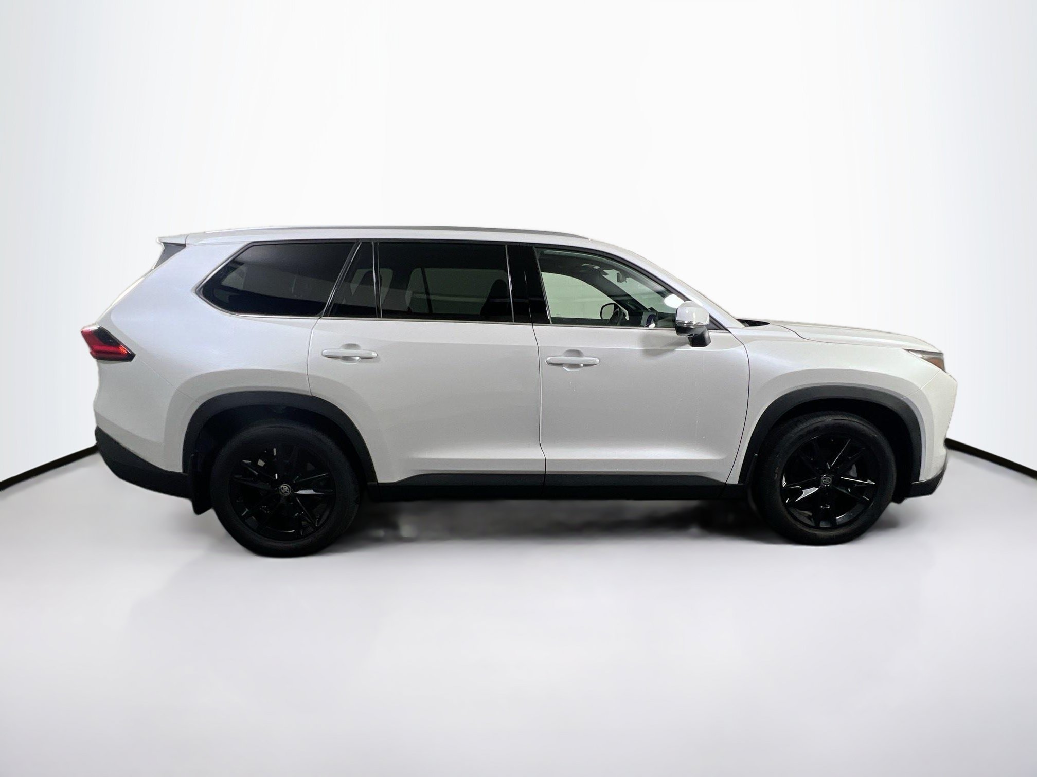 Used 2024 Toyota Grand Highlander AWD Hybrid image 4