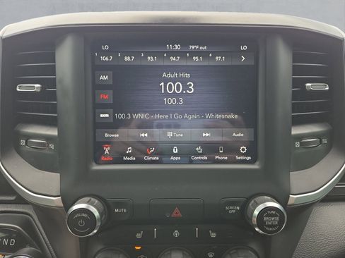 Used 2020 RAM 1500 Big Horn AWD/4WD image 18