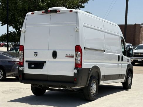 Used 2019 RAM ProMaster 2500 FWD image 4