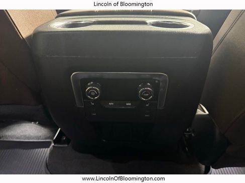 Used 2026 Chevrolet Suburban High Country w/ Sun And Tow Package AWD/4WD image 27