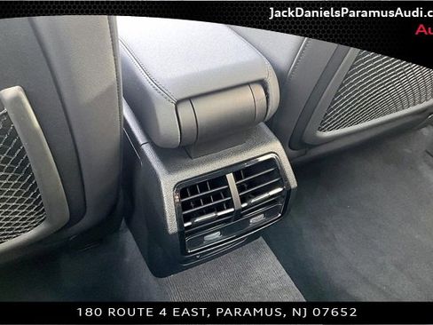 Used 2023 Audi Q3 2.0T Premium Plus w/ Premium Plus Package image 22