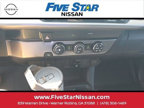 Used 2020 Toyota Tacoma SR5 RWD image 19