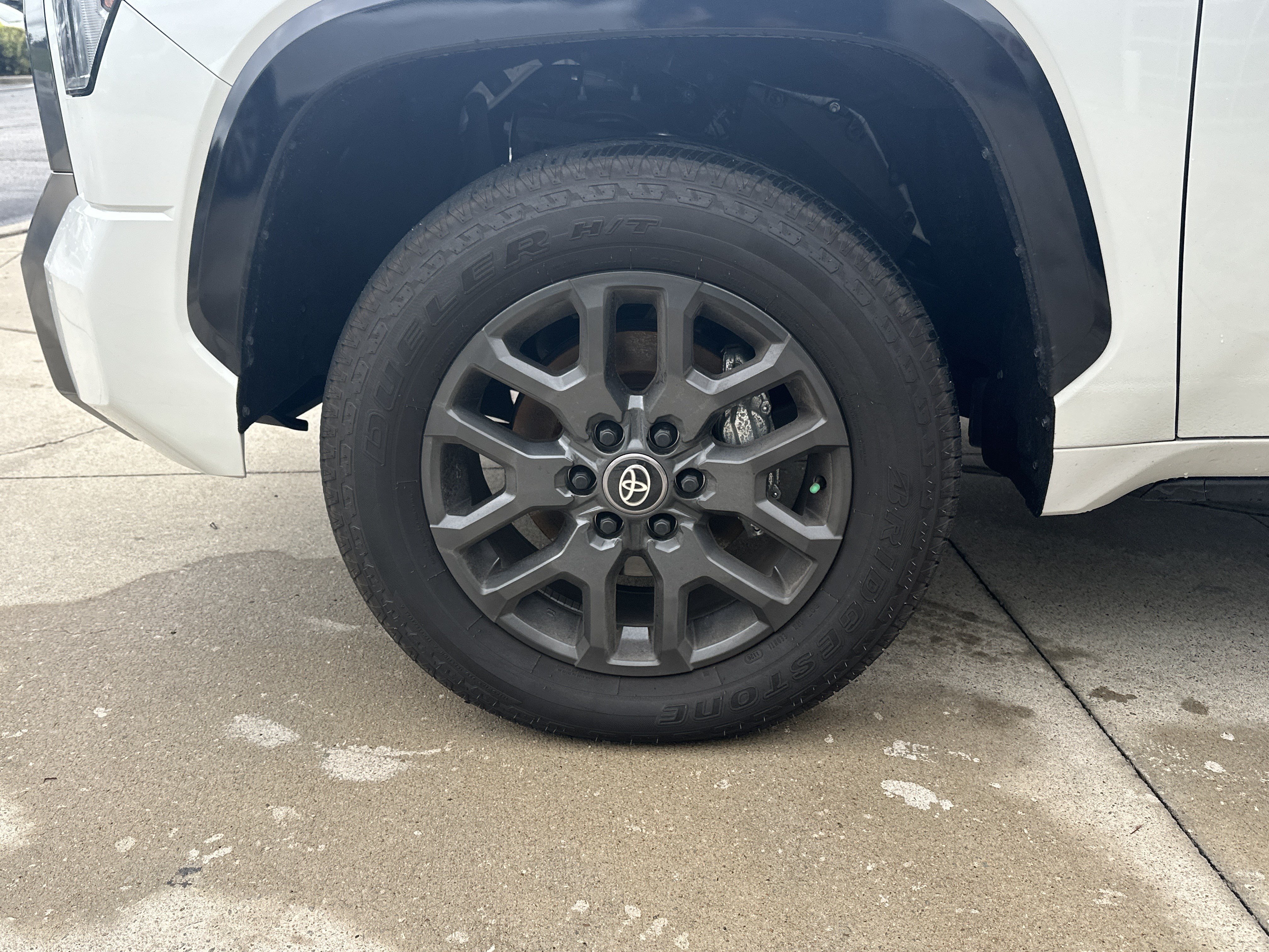 Used 2026 Toyota Tundra Platinum AWD/4WD image 32