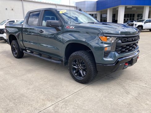 Used 2026 Chevrolet Silverado 1500 Custom Trail Boss AWD/4WD image 3